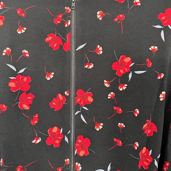 City Chic Black Red Dark Dark Floral Fit and Flare Dress Whimsy Goth Pinup 50's - Picture 8 of 8